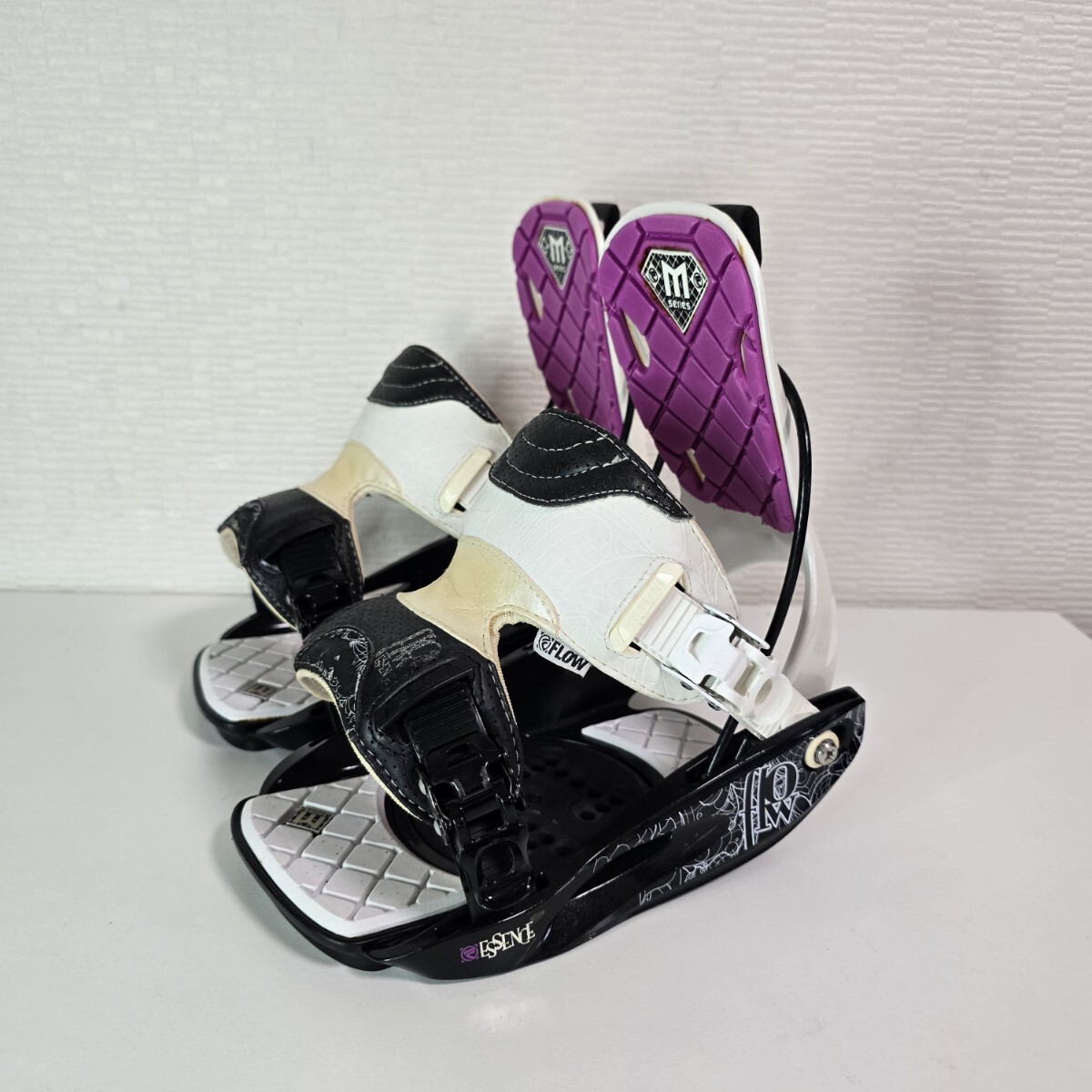 FLOW フロー スノーボード リアエントリーバインディング(ビンディング) ESSENCE MEDIUM拍卖