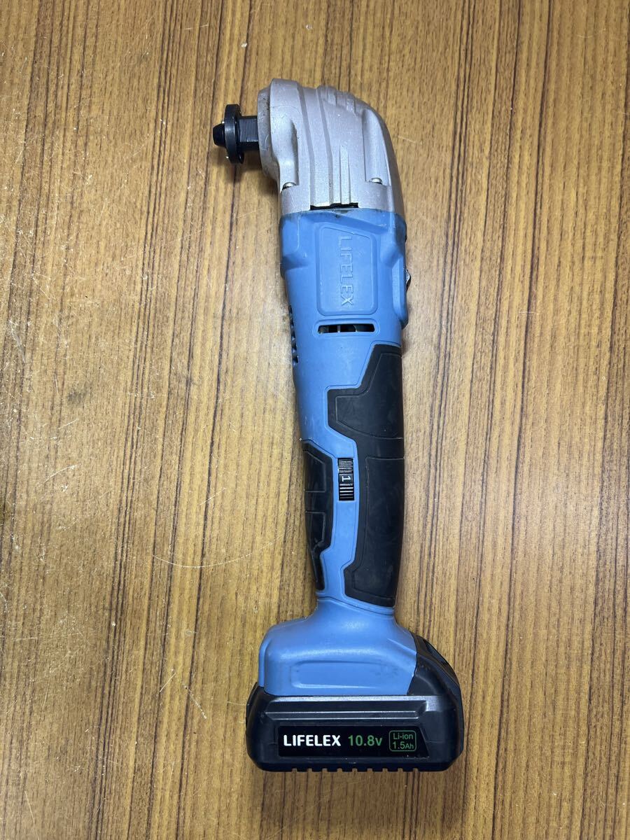 P1001-7. LIFELEX ライフレックス 10.8V充電式マルチカットソーKMMT-108 通電回転可 バッテリー1個付 現状品拍卖