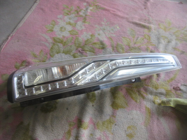 ★R7A9303 HFC26 セレナ 純正左テール 点灯確認済 コイト220-23682 綺麗 後期 修理やストック等に拍卖