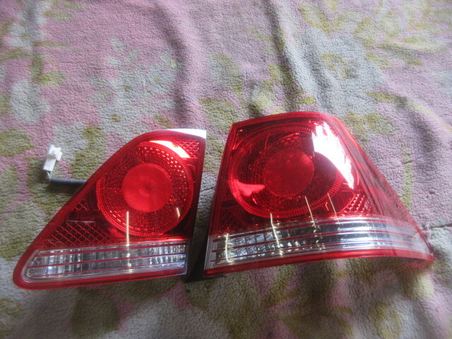 ★R7A9309 GRS182 クラウンアスリート 純正右テール、右フィニッシャーセット 18クラウン イチコー30-309 修理やストック等に拍卖