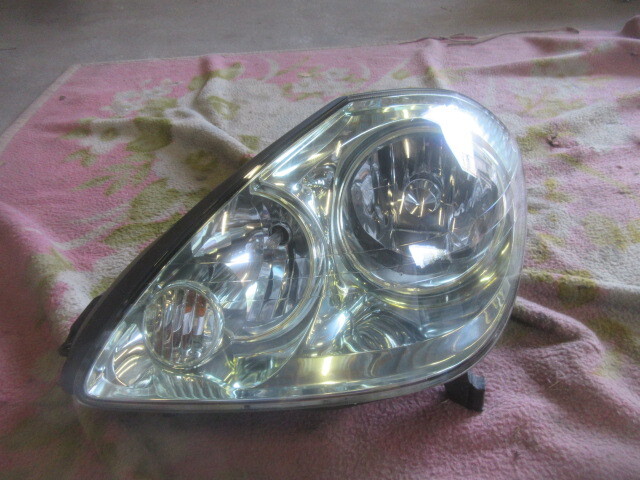 ★R7Y251 JCG11 ブレビス 純正左ヘッドライト コイト51-16 修理やストック等に拍卖