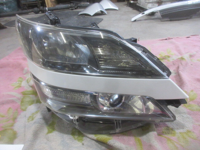 ★R7A9345 ANH20 ヴェルファイア 純正右ヘッドライト イチコー58-23 20アルヴェル 修理やストック等に拍卖