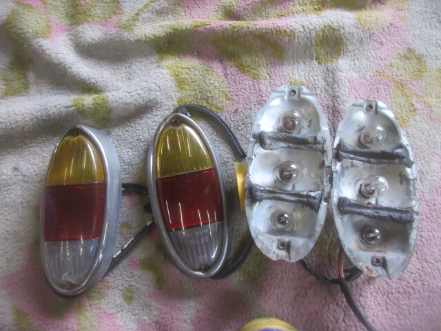 ★R7Y328 ボルボアマゾン 純正テール左右セット ジャンク品 コレクションや修理やストック等に拍卖