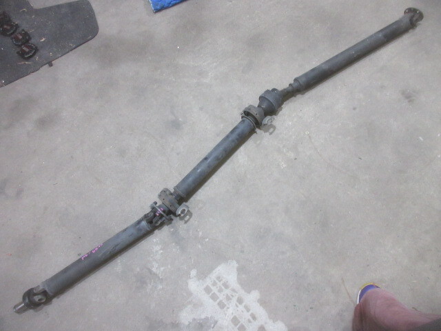 ★R7Y337 ANM15W アイシス 純正プロペラシャフト 4WD 修理やストック等に拍卖