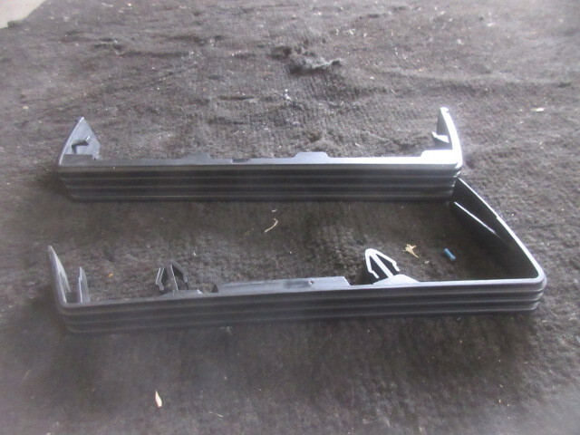 ★R7A9419 D27A エクリプス 純正内装品カバー2点セット 商品見て見てわかる方 修理やストック等に拍卖