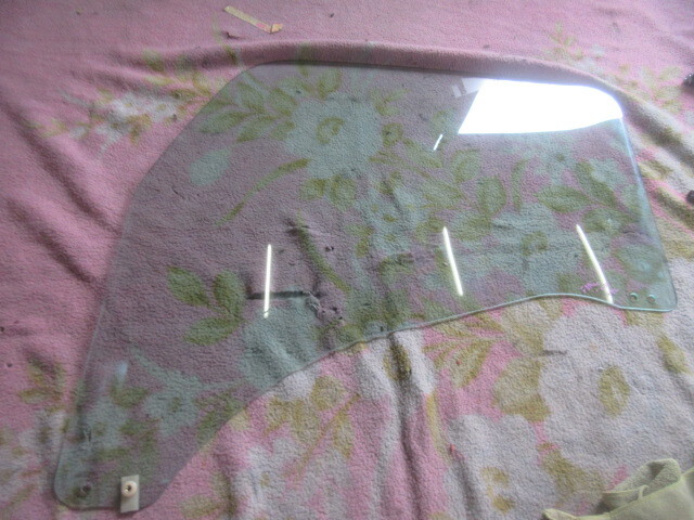 ★R7A9460 FBA20 キャンター 純正左ドアガラス 助手席側 修理やストック等に拍卖