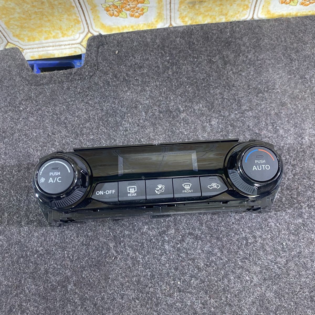 ノート E13 NOTE 《E13 SNE13》エアコンパネル エアコンスイッチ オーテック 3-10-25 《色 QAC》拍卖