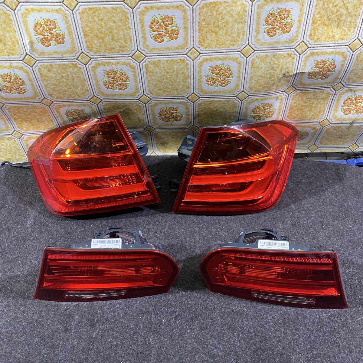 BMW 3シリーズ F30 F31 《320i 320D》右左セット テールライト テールランプ 右テールランプ 左テールランプ 3-10-25拍卖