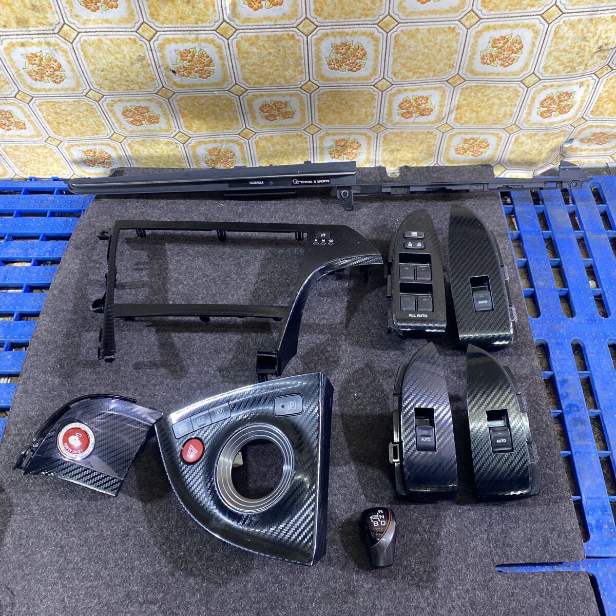 プリウス 30 PRIUS 《ZVW30》G‘s ダッシュパネル パネル オーディオパネル シフトパネル ノブ パワーウインドパネル GS 18-10-25 拍卖