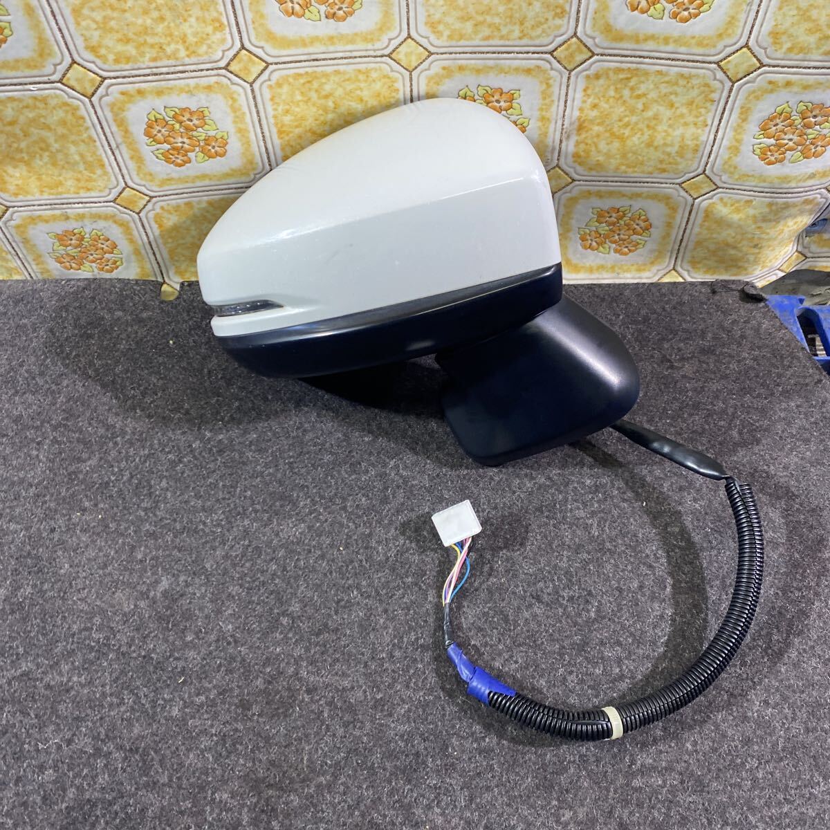 シャトル SHUTHEL 《GP7 GP8》右ドアミラー 右サイドミラー ドアミラー サイドミラー 7P 右 R SideMirror 31-10-25 《色 NH788P》拍卖