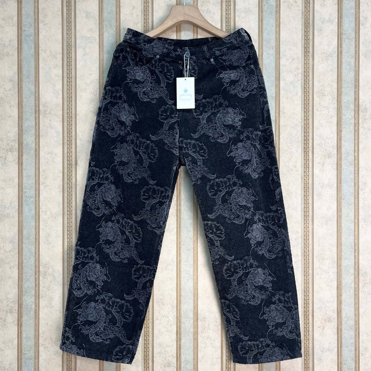 個性 定価4万 FRANKLIN MUSK・アメリカ・ニューヨーク発 デニムパンツ ソフト ロング丈 龍柄 総柄 ボトムス ストレート 街着 サイズ30拍卖