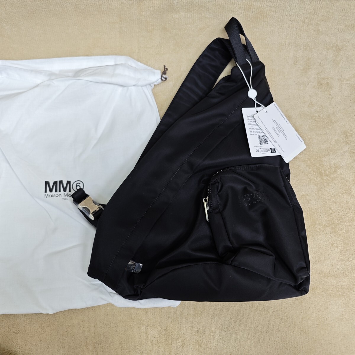 MM6 Maison Margela ナイロンスリング ジャパニーズバッグ 拍卖