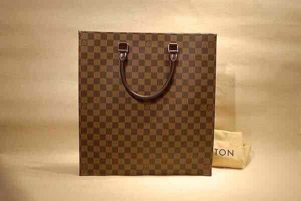 ルイヴィトン直営本店購入ダミエ新古品サックプラ付属品全有【最安値】拍卖