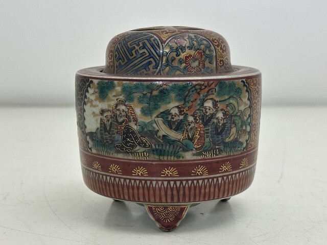 WW343-S3-18579 九谷焼 三足香炉 香炉 重量約270g 現状品3拍卖