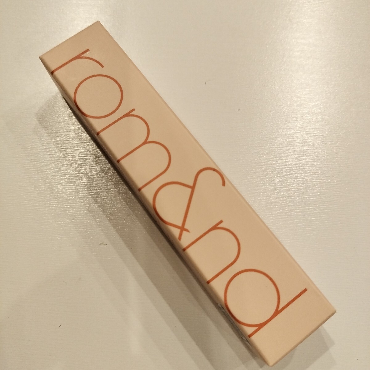 新品未開封 rom&nd ロムアンド ゼロベルベットティント(17 トースティヌード) 口紅 リップ 韓国コスメ ヌーディベージュ拍卖