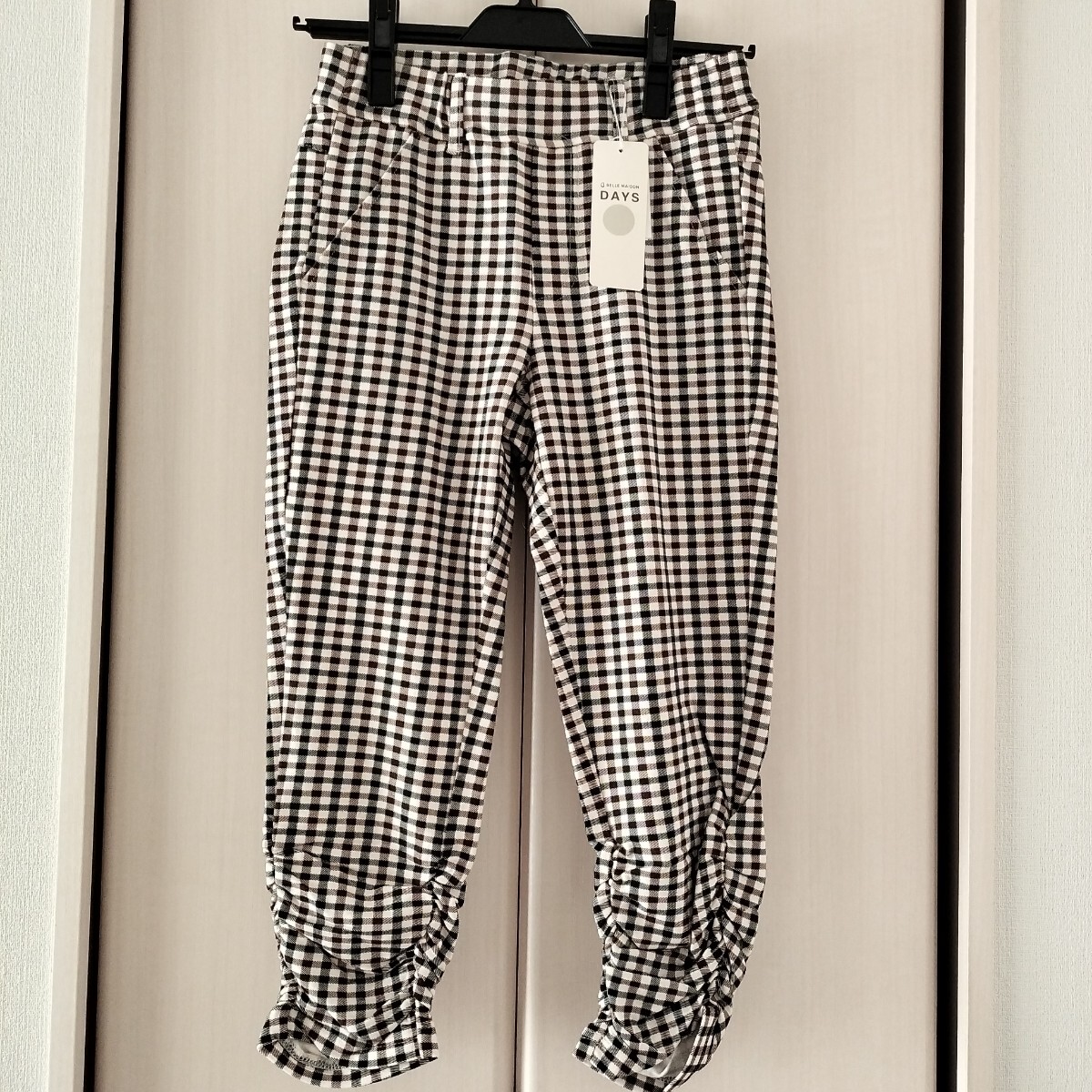 新品タグ付き【Sサイズ】ベルメゾン DAYS ストレッチ レギンス パンツ スパッツ ボトムス レディース チェック 裾くしゅ 裾クシュ155cm拍卖
