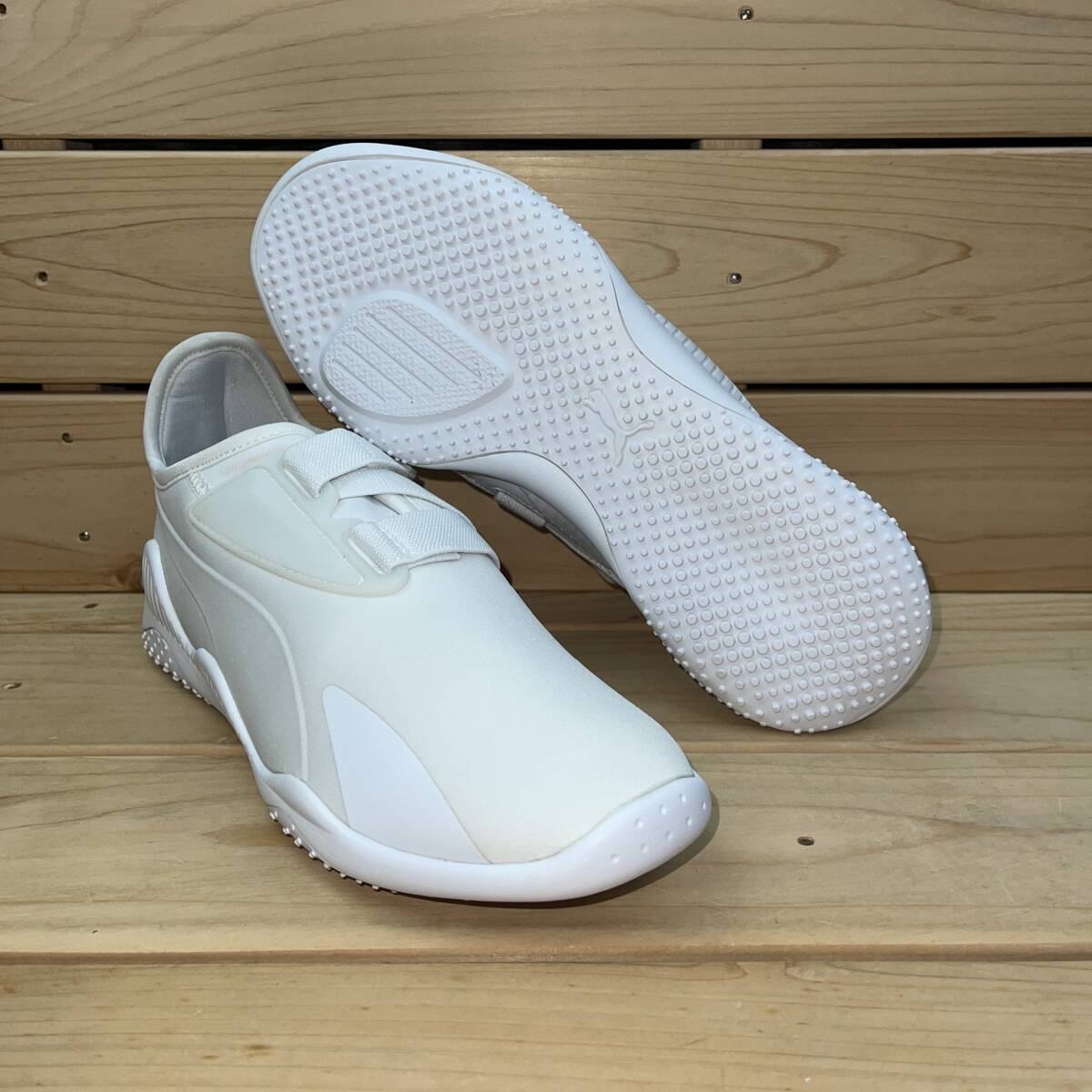 プーマ 23.5cm モストロ ウィメンズ 税込定価12100円 ホワイト PUMA MOSTRO WNS レディーススニーカー ストラップ 白 ◎拍卖