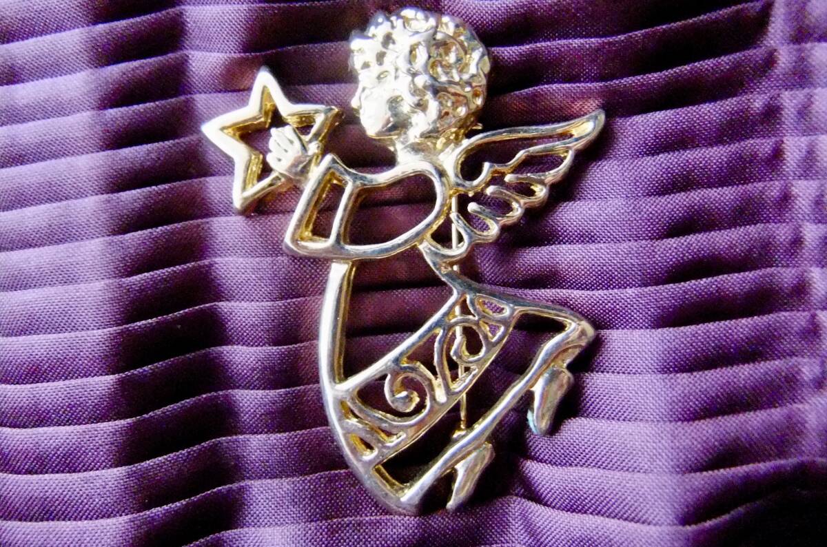 AAi刻印:ゴールドカラー、星を掴む天使のブローチ 2-72拍卖