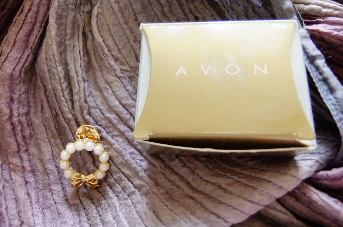 AVON箱付き:未使用品フェイクパールリースのタックピン 2-57 拍卖