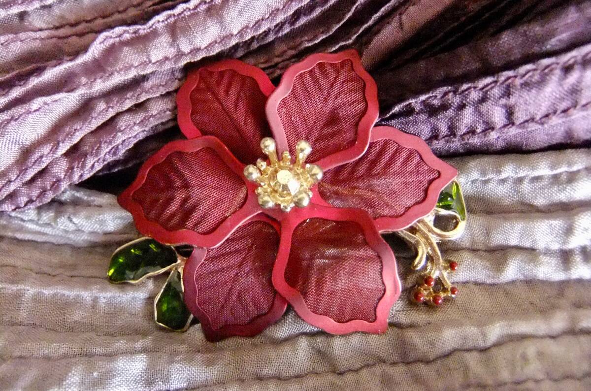 KC刻印:ポインセチアのブローチ 2-43拍卖