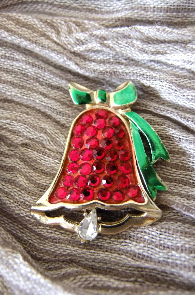 ヴィンテージ:レッド、クリアストーン、クリスマスベルブローチ 2-69 拍卖