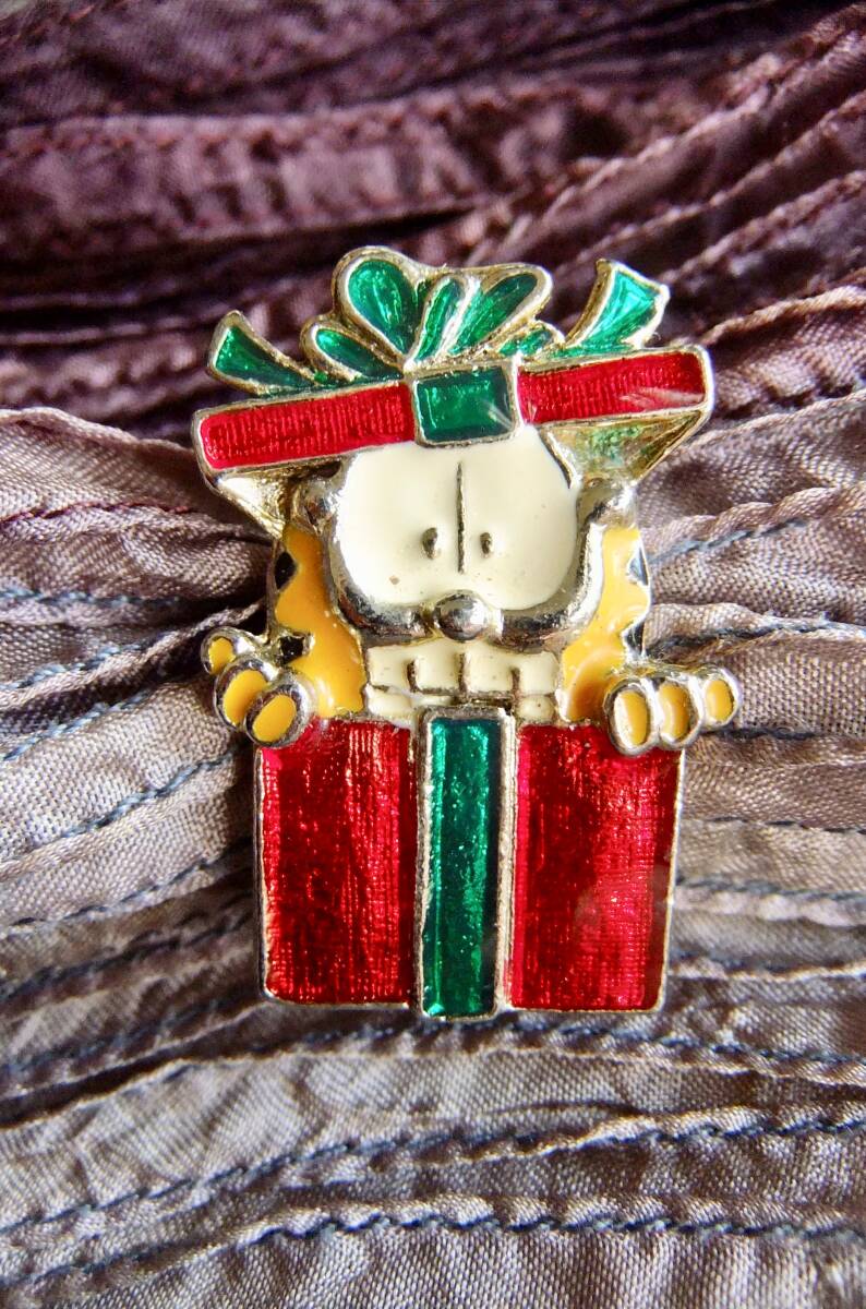 BALLOU REG'D 刻印:プレゼント箱、猫(?)のタックピン 2-64 拍卖