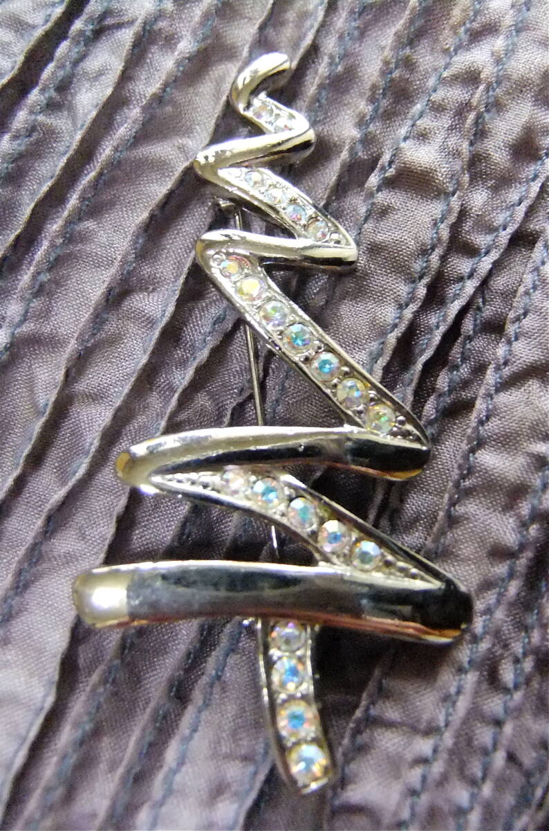 ヴィンテージ:オーロラストーン、クリスマスツリーブローチ 2-26 拍卖