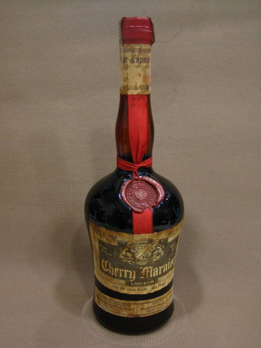 S2-166◆1円スタート 古酒 Cherry Marnier チェリーマルニエ リキュール 750ml 48°Proof ※送料説明文記載拍卖