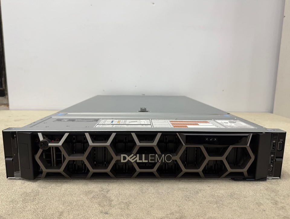 DELL EMC PowerEdge R740xd SFF 24BAY 2x Platinum 8260 24Core 2.40GHz 256GB 4x 1.2TB H740P 拍卖
