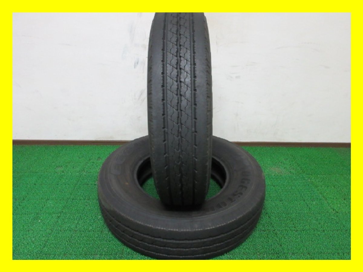 J050【条件付 送料無料】205/85R16 117/115 ほぼ新品溝 ♪ ブリヂストン 夏タイヤ ECOPIA R201 23年 2本 激安 中型 2トン トラック エルフ拍卖