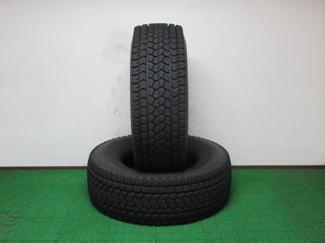 M545 SALE品【条件付 送料無料】365/70R22.5 160 超溝高 8.5分山 ダンロップ スタッドレス SP090 2023年製 2本 激安 大型 トラック 除雪車拍卖