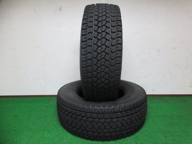 F520 SALE品【条件付 送料無料】365/70R22.5 160 超溝高 8.5分山 ダンロップ スタッドレス SP090 2022年製 2本 激安 大型 トラック 除雪車拍卖