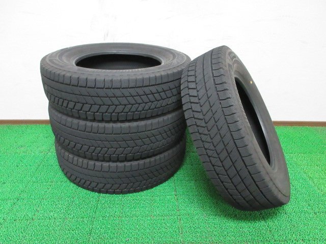 Y816【条件付 送料無料】175/70R14 超溝高 9分山 ブリヂストン スタッドレス VRX3 ♪ 23年製 4本 激安 フィット シエンタ ヤリス ヴィッツ拍卖