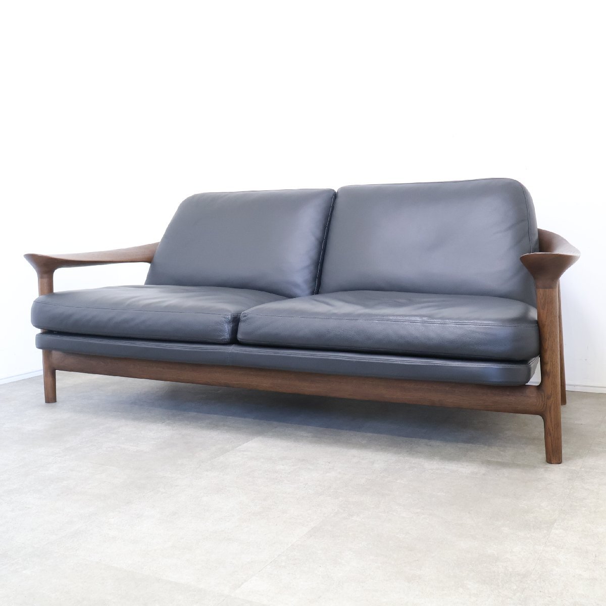 朝日木材加工 BRIDGE SOFA 2シーター 2人掛け 2P 黒本革 定価60万 ブラックレザー ホワイトオーク 北欧 デザイナーズ/10B2510015拍卖