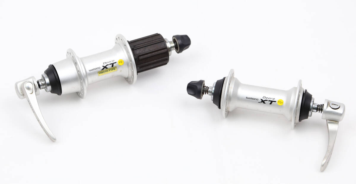 新古品◆シマノ XT M770 前後ハブ拍卖