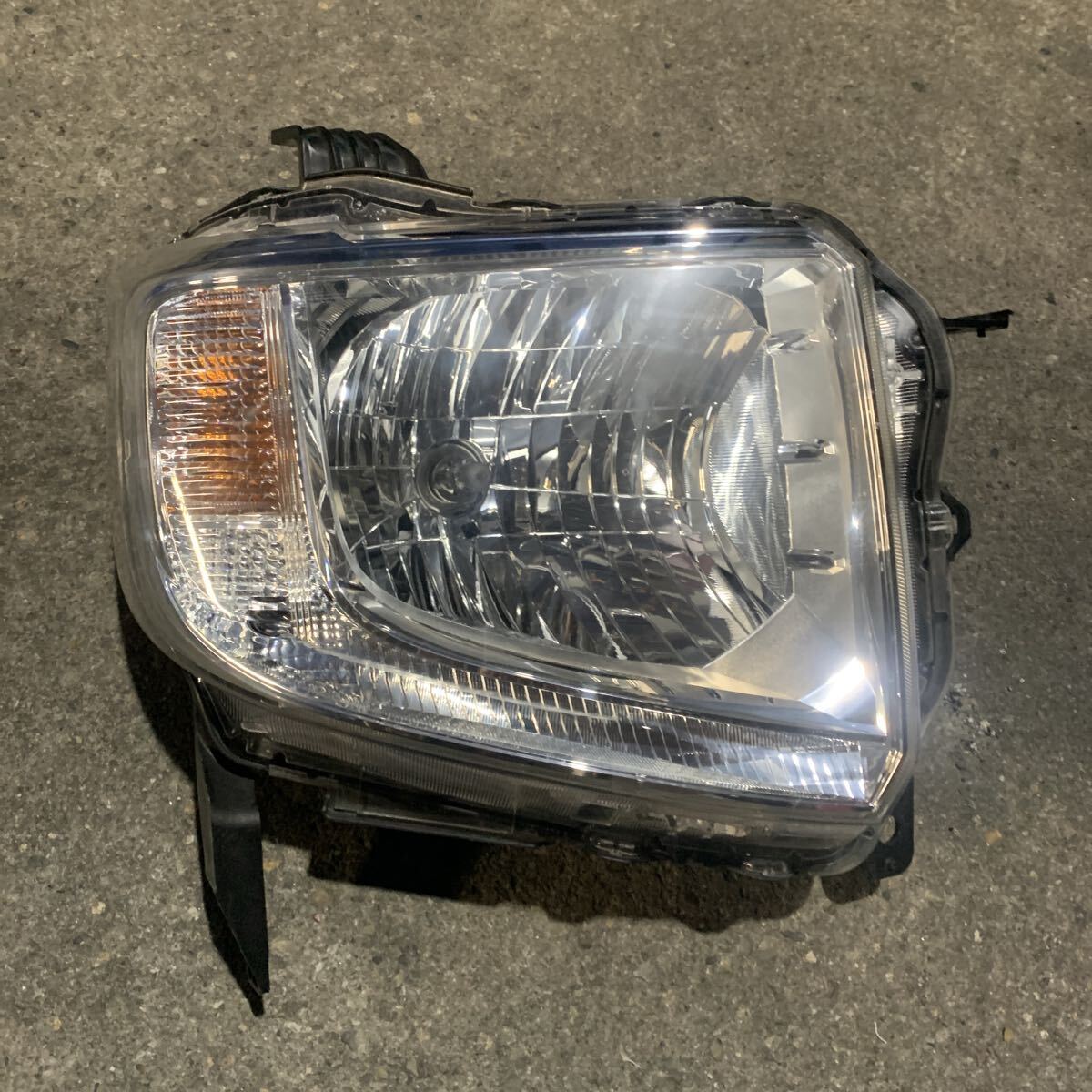 ZN691 JJ1 エヌバン N-VAN 純正 ハロゲン 右 ヘッド ライト koito 100-6228L 売切拍卖