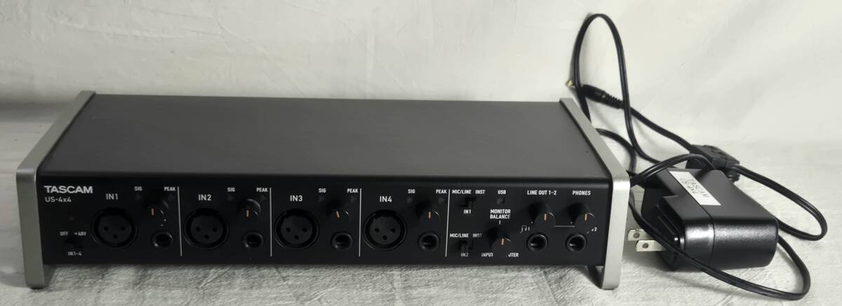 ★動作品! 美品!★ TASCAM US-4x4 USB タスカム オーディオインターフェイス MIDIインターフェース USBオーディオ拍卖
