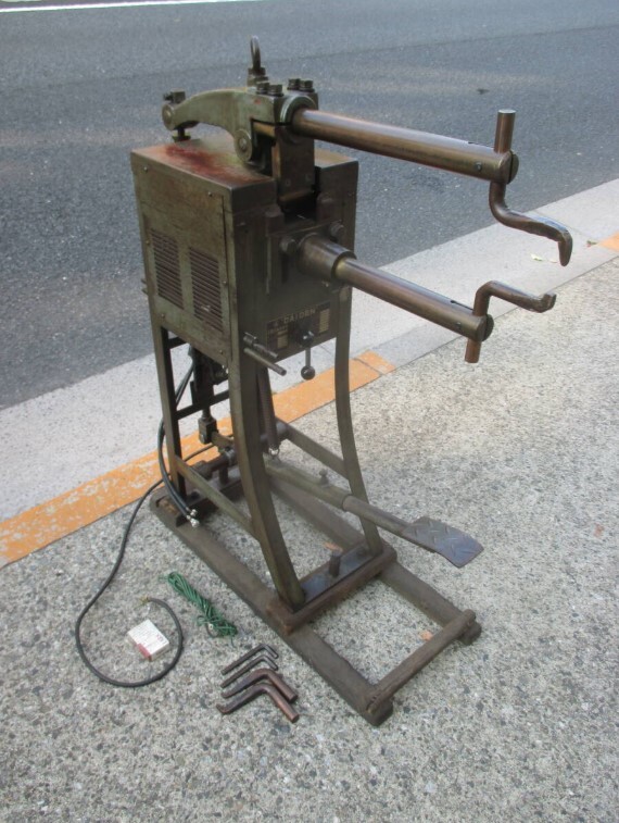 v282☆ダイデン 足踏式点溶接機 SU20 単相200V・DAIDEN スポット溶接機拍卖