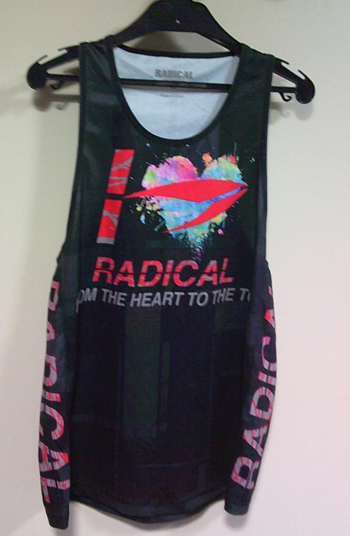 M美品《黒芸術彩ハート》RADICAL FITNESS ラディカルフィットネス タンクトップ ノースリーブシャツ■フィットネス ランニング 筋トレ拍卖