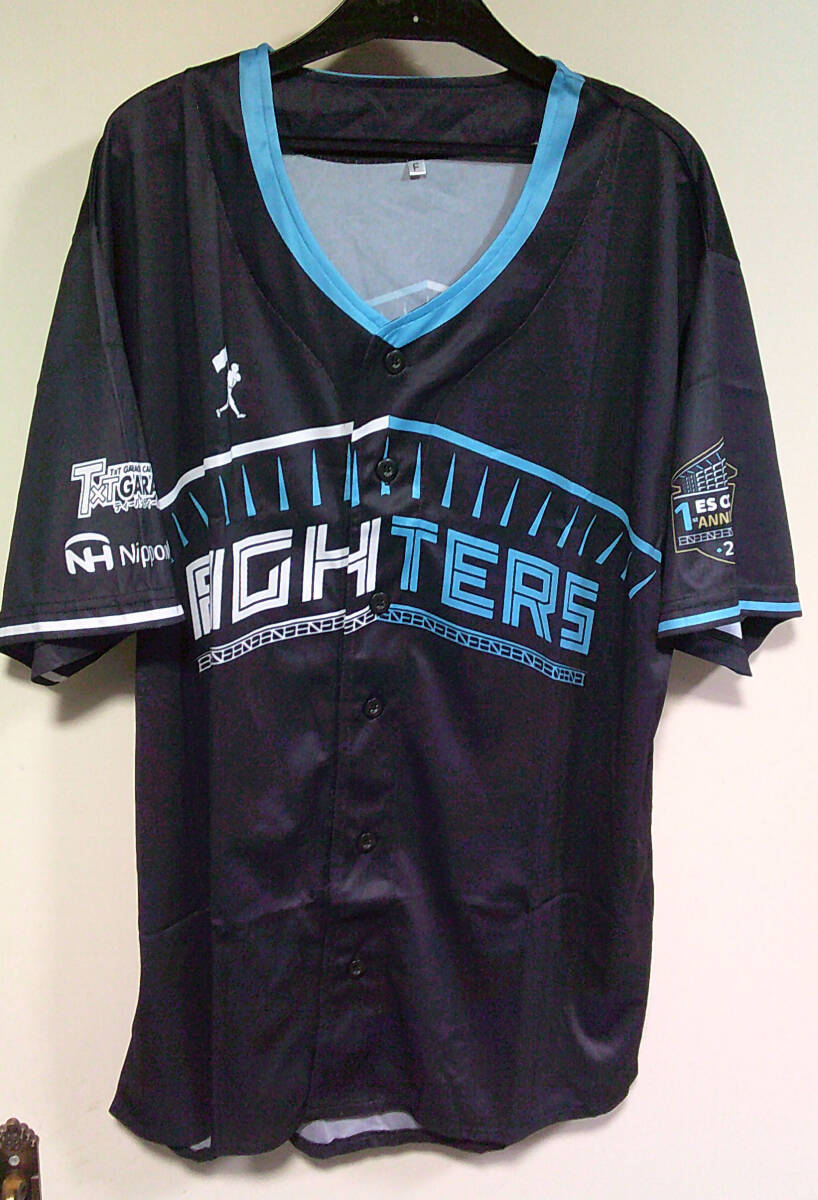 《黒FS1周年》新品◇北海道日本ハム エスコンフィールド 北海道 1周年 限定ユニフォーム◆日ハム ファイターズ FIGHTERS☆プロ野球 観戦拍卖