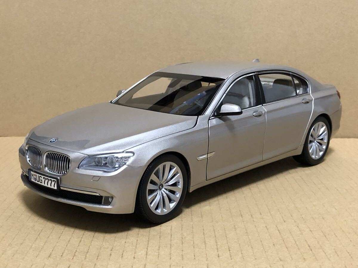 京商 1/18 BMW 7シリーズ ロング F02 ディーラー特注品 限定カラー Kyosho 1/18 BMW 7 Series LWB BMW Lifestile Collection Limited拍卖