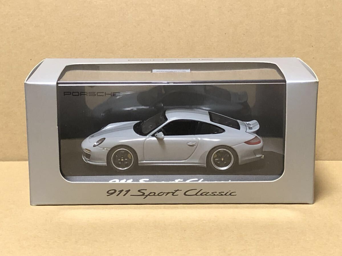 1/43 ポルシェ 911 スポーツクラシック ディーラーモデル ポルシェドライバーズセレクション 1/43 Porsche 911 Sport Classic 997.2 希少品拍卖