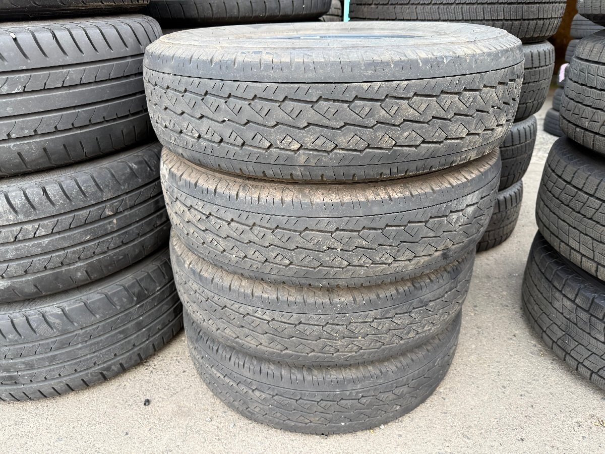 195/80R15 107/105L LT BRIDGESTONE V600 2024年製 バリ山 夏タイヤ 4本セット K66拍卖