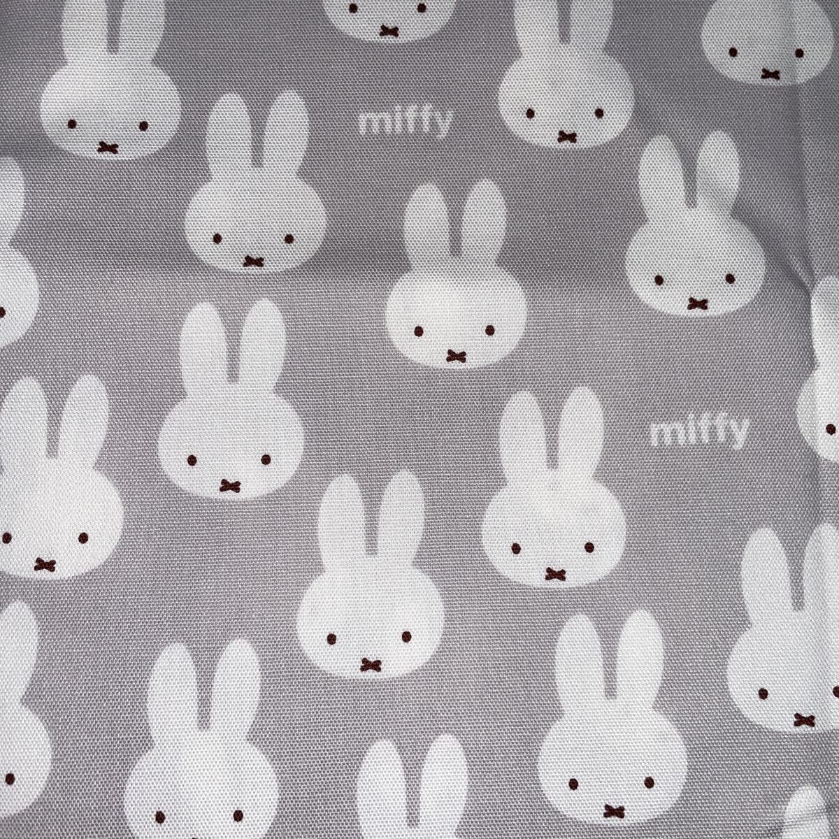 ミッフィー 未使用 ハギレ オックス生地 110㌢×99㎝拍卖