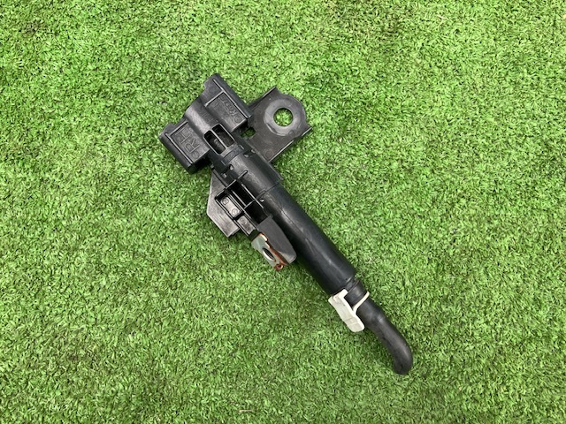 SJ5 フォレスター 後期 E型 ヘッドライトウォッシャーノズル/ヘッドランプウォッシャーノズル 右側/運転席拍卖