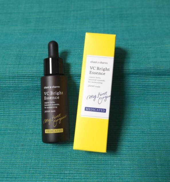 ☆チャントアチャーム 薬用VCブライトエッセンス☆新品500円~拍卖