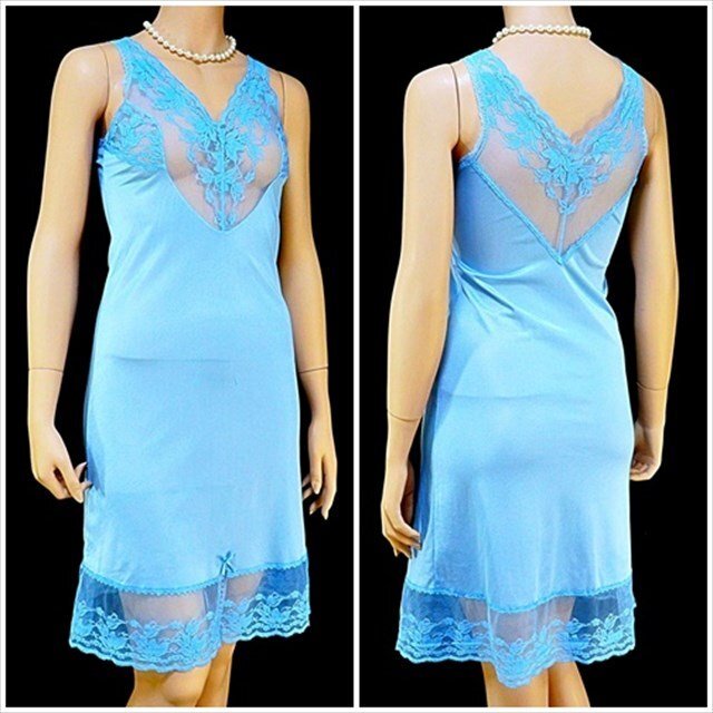 CX5-658//上品な光沢ブルー☆透け感レースで魅力的な胸元☆さらりとした肌ざわり☆スリップ※一番安価で送料はゆうパケット250円拍卖