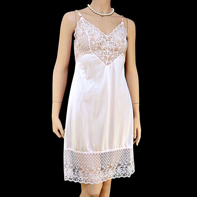 CX5-660//上品な光沢ピンク☆すべりのいいさらりとした肌ざわり☆大人のフェミニンスタイル/スリップ※一番安価で送料はゆうパケット250円拍卖