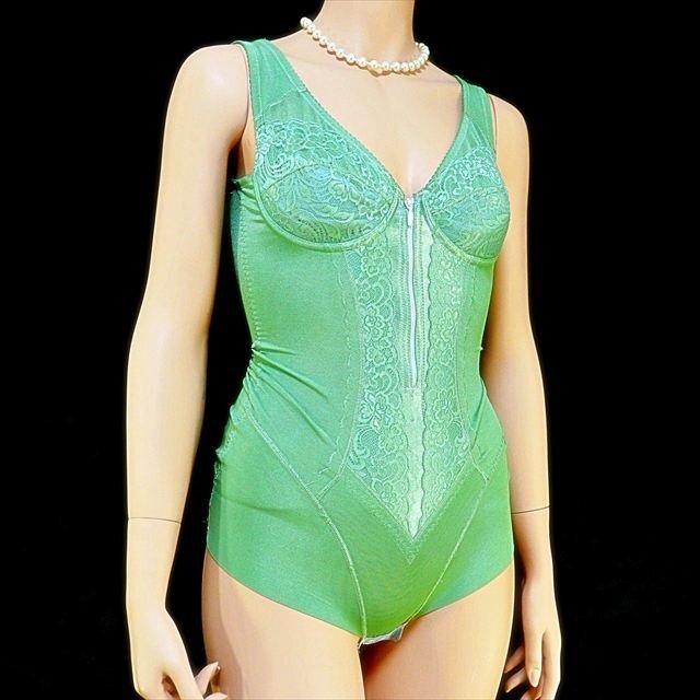 CE5-U28☆//フレッシュでウキウキするリーフグリーン♪フロントチャックボディスーツ*クロッチ開閉*※一番安価で送料はゆうパケット250円拍卖