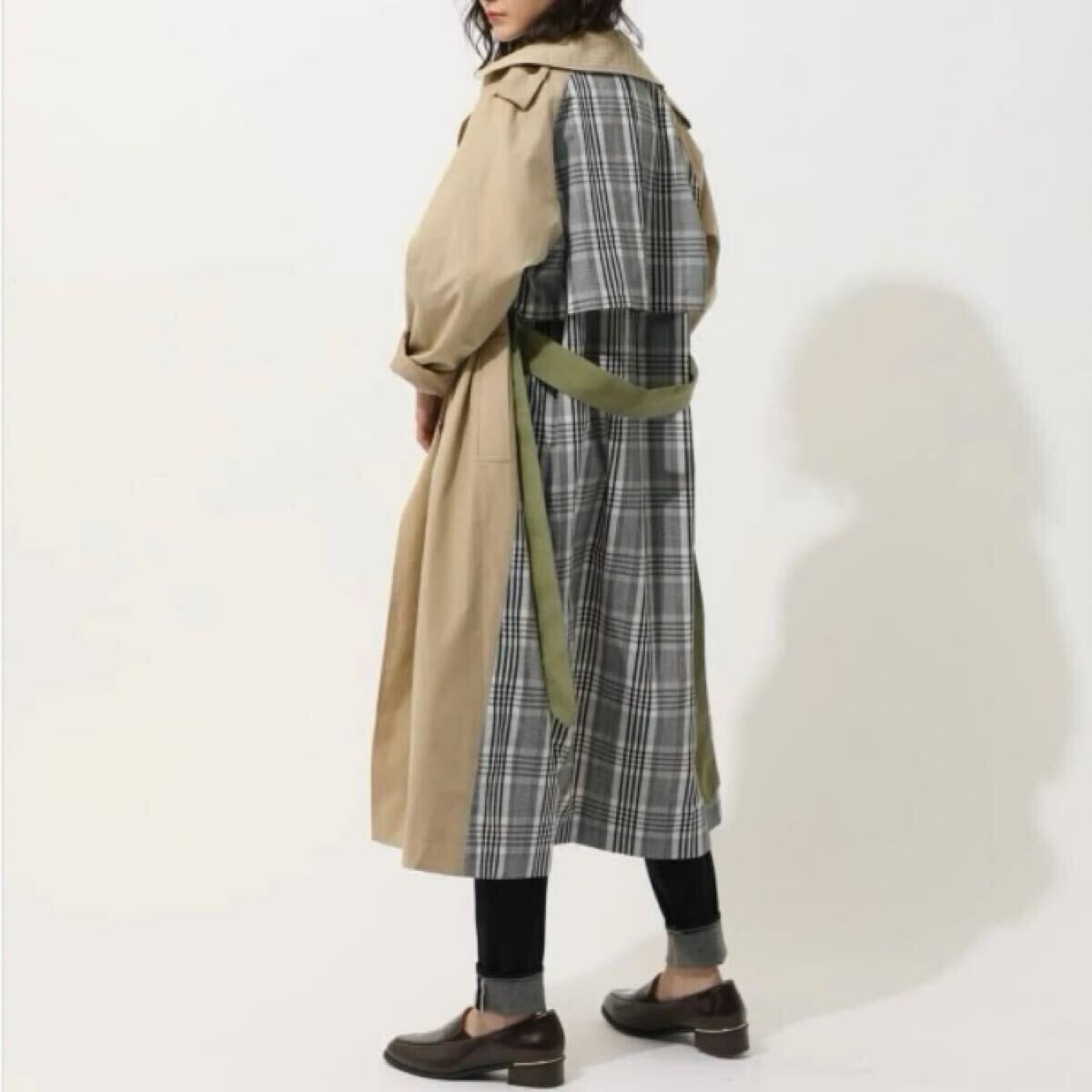 新品 アズールバイマウジー ミックスファブリックトレンチコート グレンチェックコンビ オーバーサイズ ライトコート アウター 羽織り拍卖